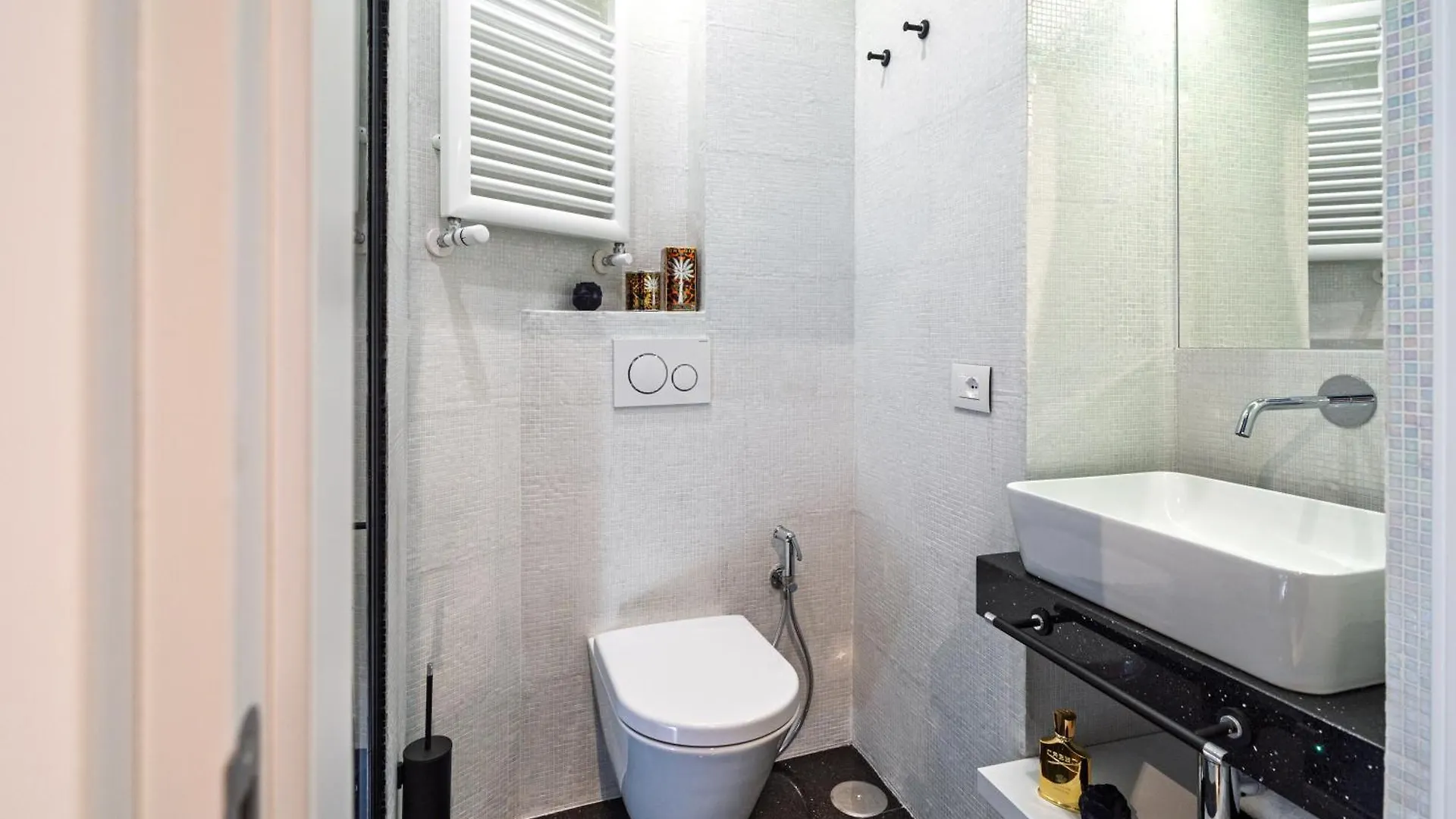 Dreamers In Belsiana Spagna Int 8 Rome Apartment