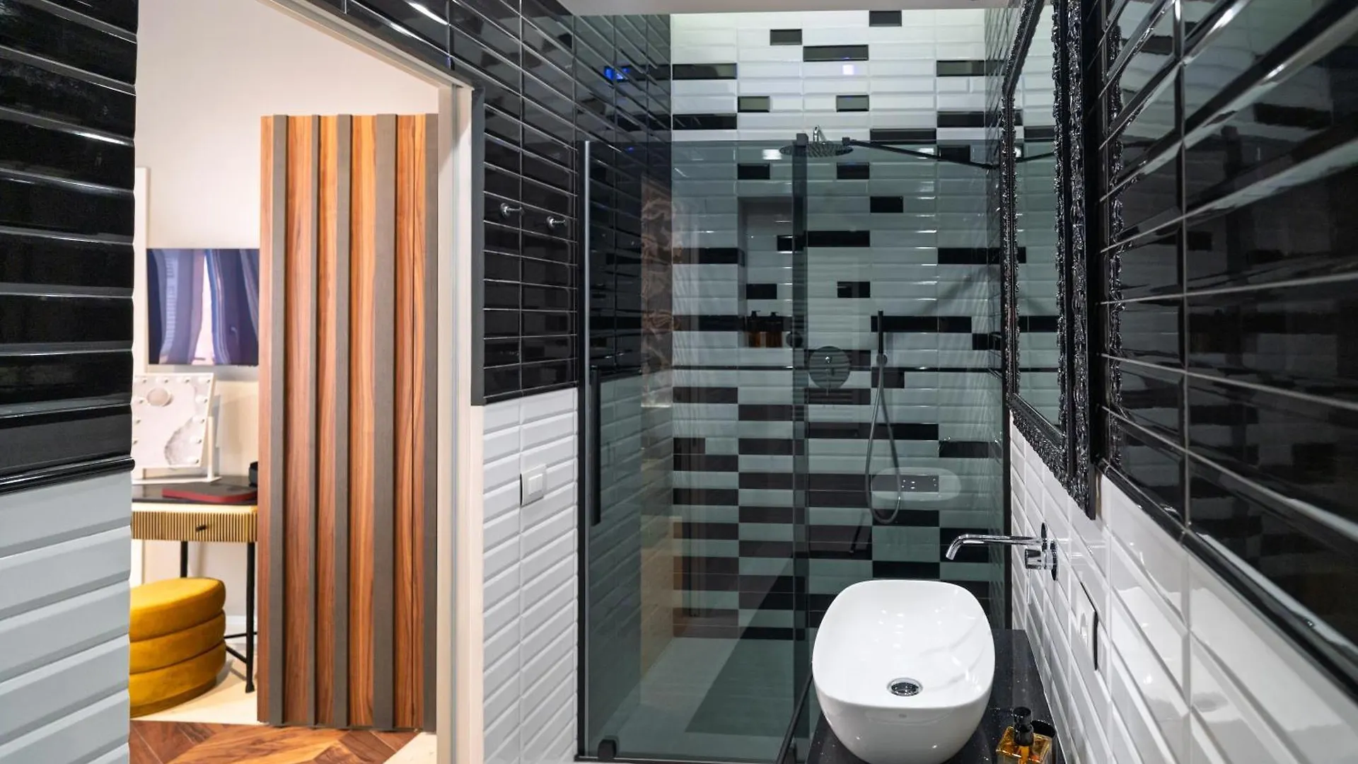Dreamers In Belsiana Spagna Int 8 Rzym Apartament
